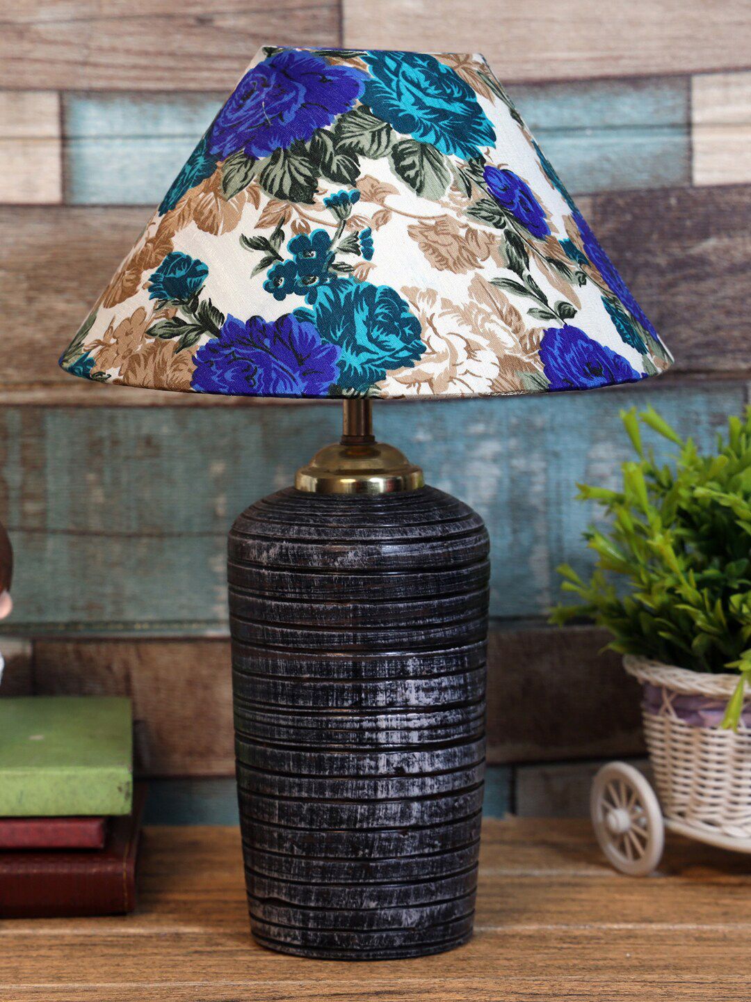 foziq Grey & Blue Printed Terracotta Table Lamps Price in India