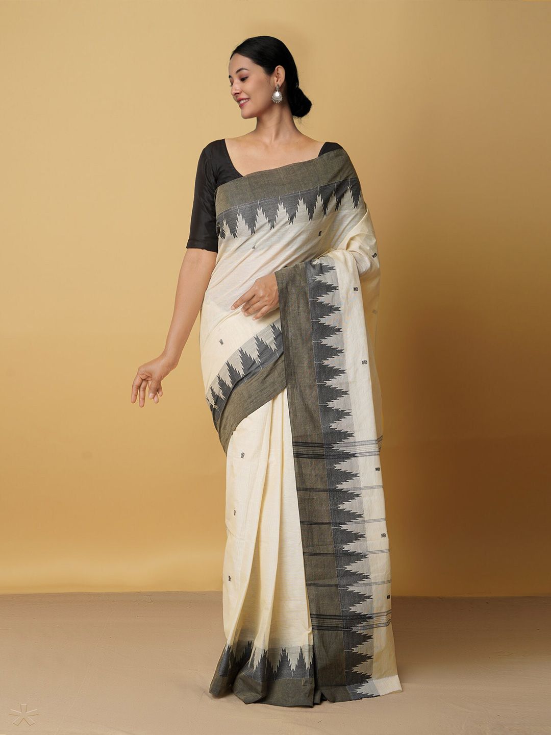 Unnati Silks Cream-Coloured & Black Woven Design Pure Cotton Chettinad Saree Price in India