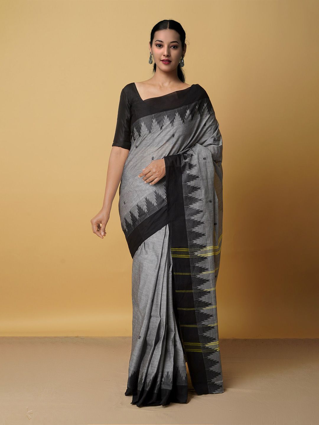 Unnati Silks Women Grey & Black Pure Cotton Saree Price in India
