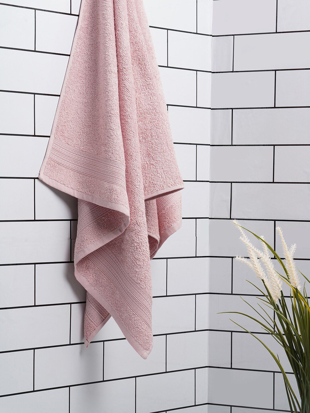 SPACES Pink Solid 400 GSM Pure Cotton Bath Towel