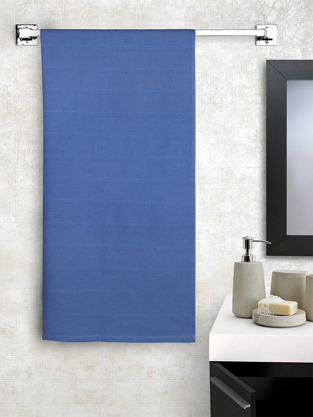 SPACES Blue Solid 250 GSM Cotton Bath Towels Price in India