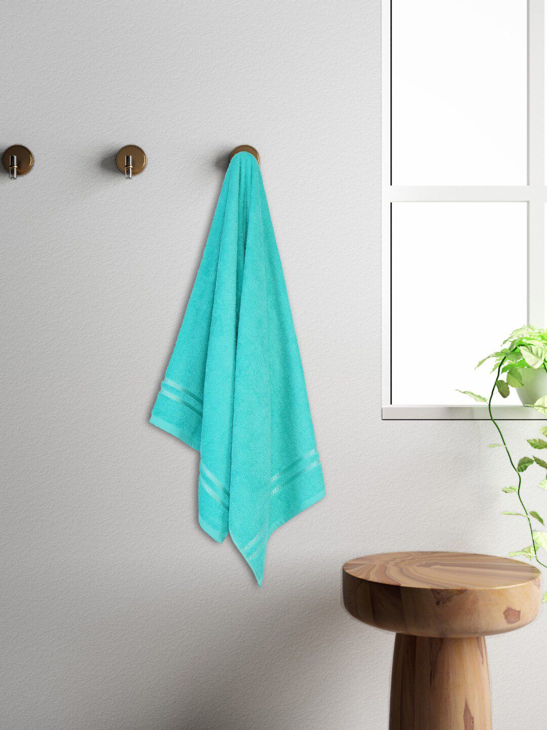 Welspun Green Solid 380 GSM Pure Cotton Bath Towels Price in India