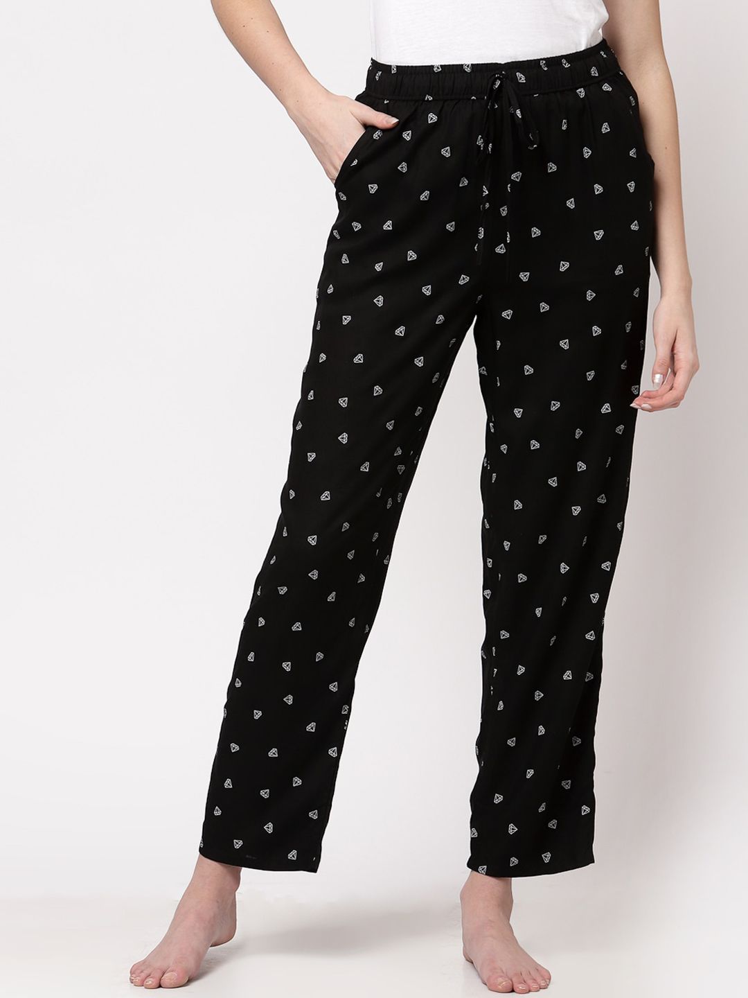 Sweet Dreams Women Black Printed Pure Cotton Lounge Pants Price in India