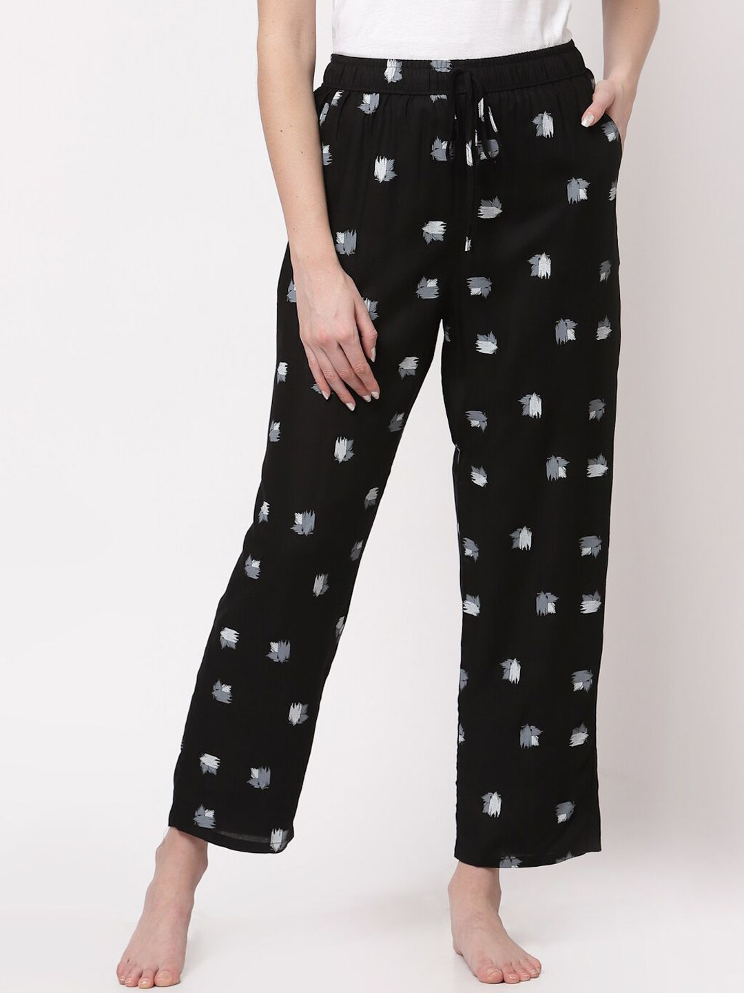 Sweet Dreams Women Black Printed Pure Cotton Lounge Pants Price in India