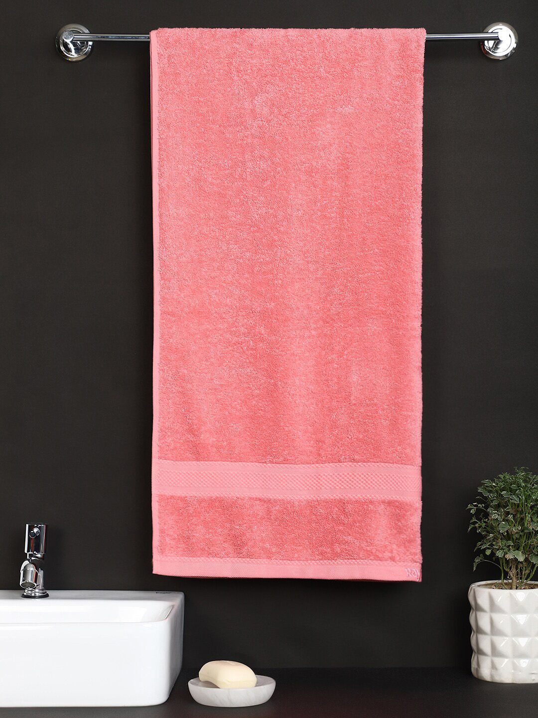 Raymond Home Peach Solid Cotton 450 GSM Bath Towel Price in India