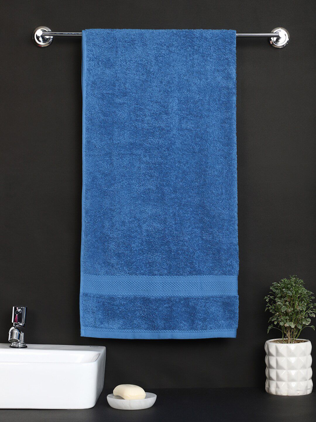 Raymond Home Blue Solid 450 GSM Pure Cotton Bath Towels Price in India