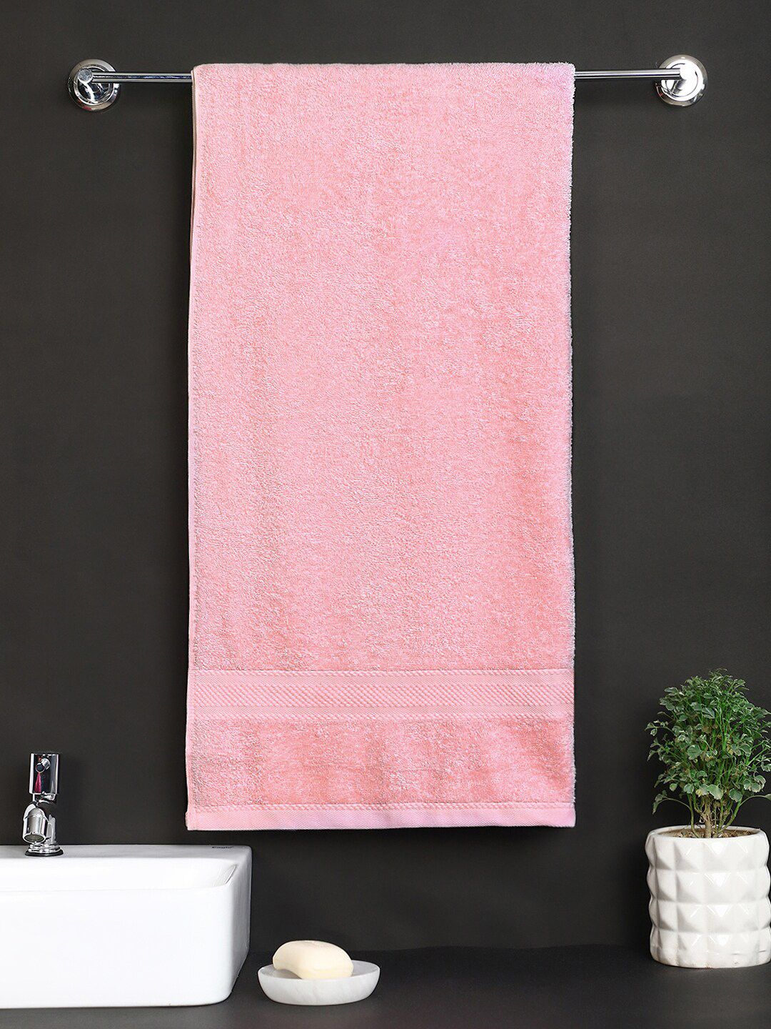 Raymond Home Pink Solid Cotton 450 GSM Pink 100 % Cotton Bath Towel Price in India