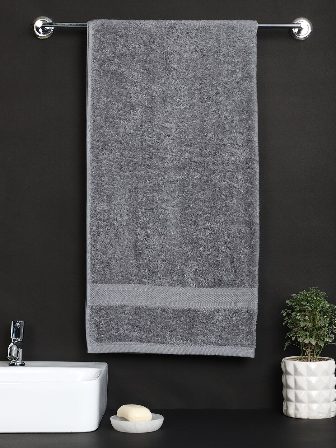 Raymond Home Grey Solid 450 GSM Pure Cotton Bath Towels Price in India