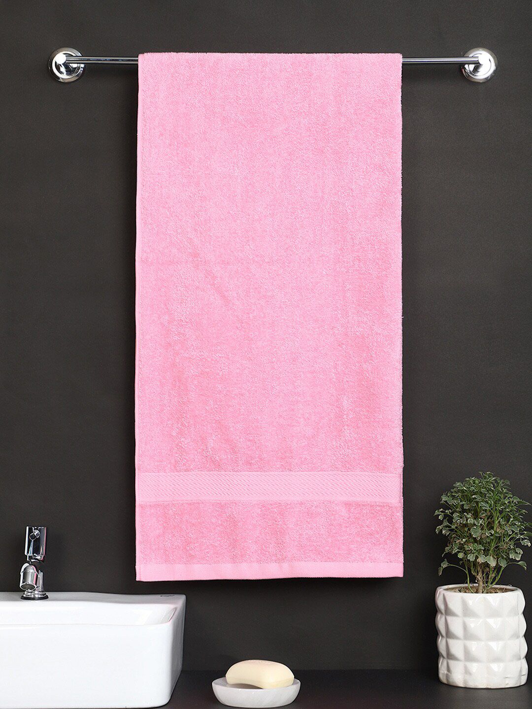 Raymond Home Pink Solid Pure Cotton 380 Gsm Bath Towels Price in India