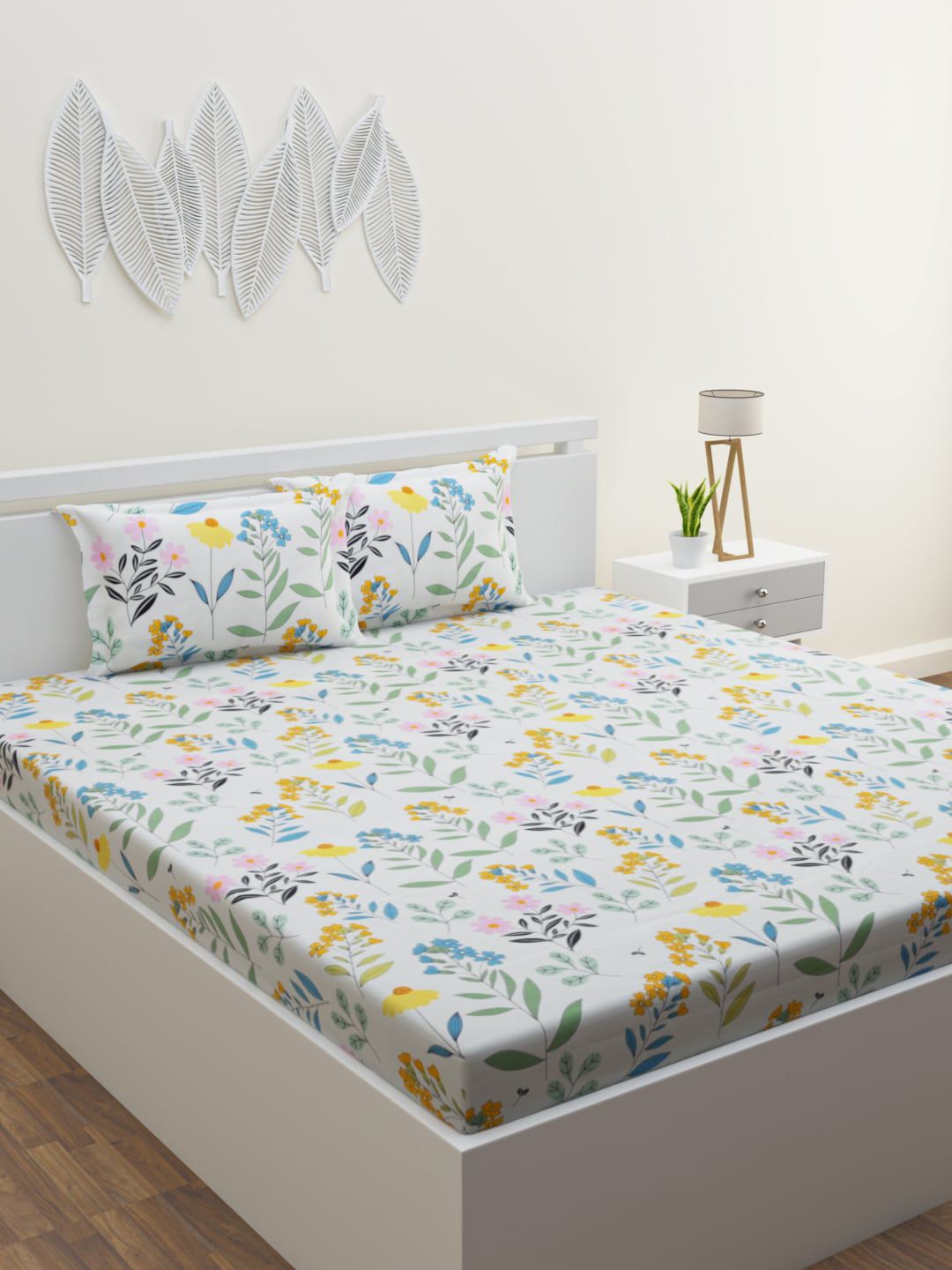 HOME AFFAIRS White & Blue Floral 160 TC Queen Bedsheet with 2 Pillow Covers Price in India