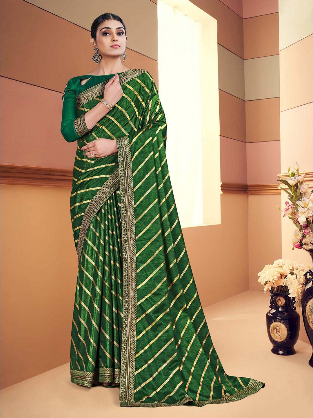 TEREZA Green & Gold-Toned Leheriya Silk Blend Leheriya Saree Price in India