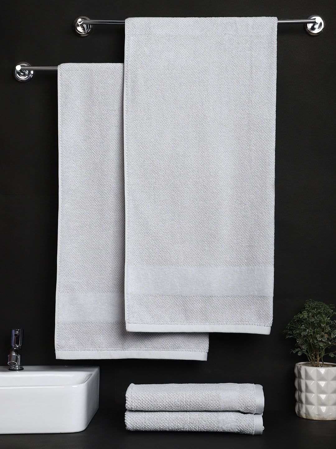 Raymond Home Set Of 4 Grey Solid Pure Cotton 600 GSM Towel Set Price in India