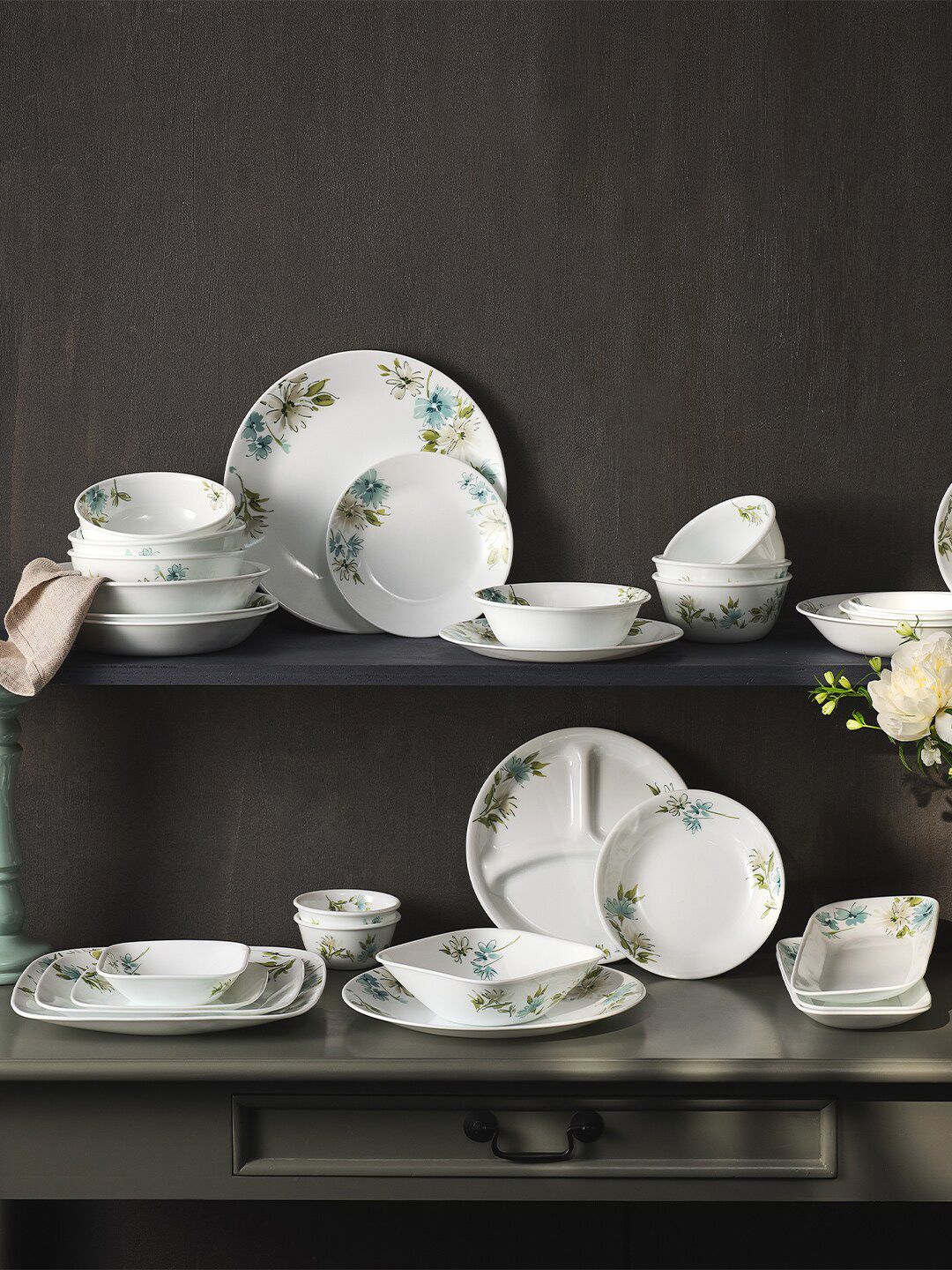 Corelle White & Blue 6 Pieces Floral Printed Glossy Plates Price in India