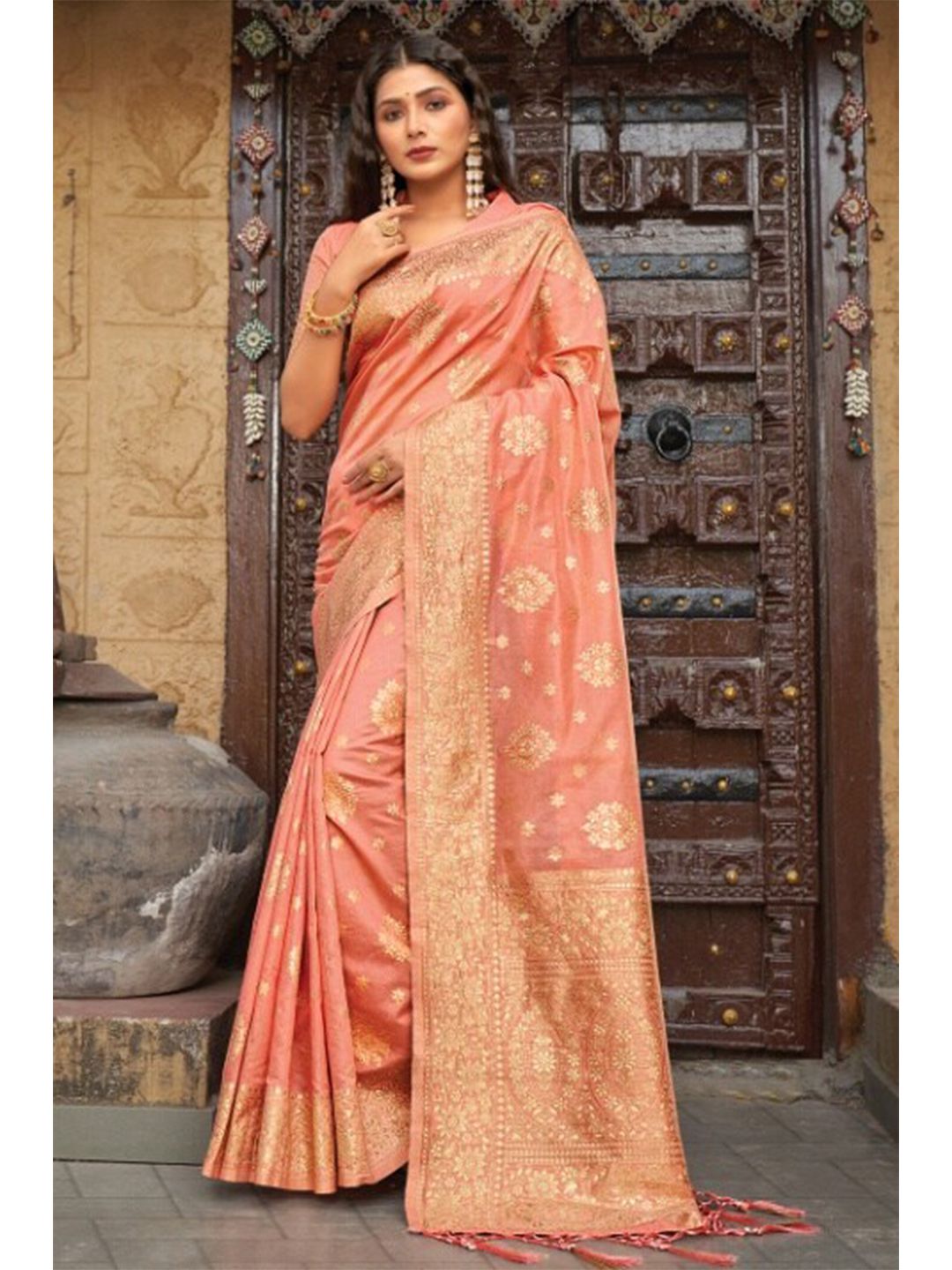 KARAGIRI Peach-Coloured & Gold-Toned Woven Design Zari Saree Price in India