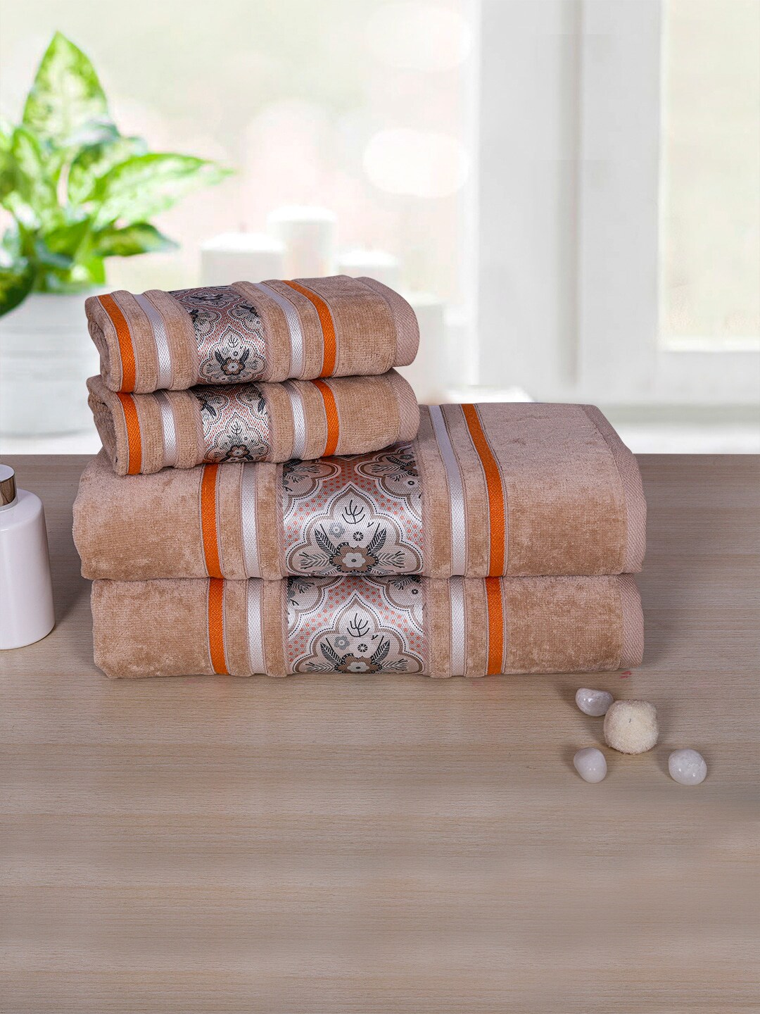 RANGOLI Pack Of 4 Beige Printed Pure Cotton 450 GSM Towels Price in India