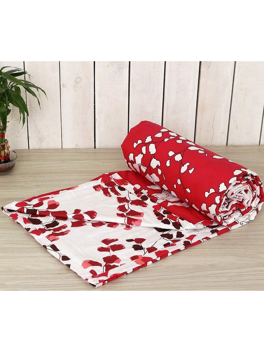 Trance Home Linen Red & Off White Floral AC Room 210 GSM Single Bed Dohar Price in India