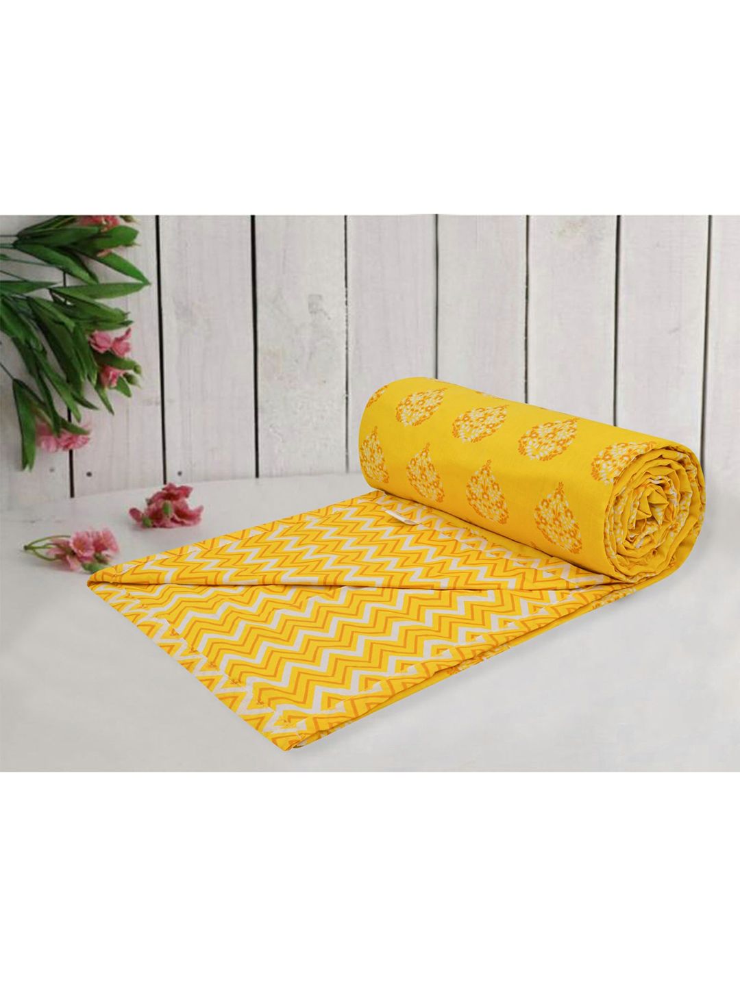 Trance Home Linen Unisex Yellow 210 GSM Cotton Reversible Single Bed Size Dohar Price in India