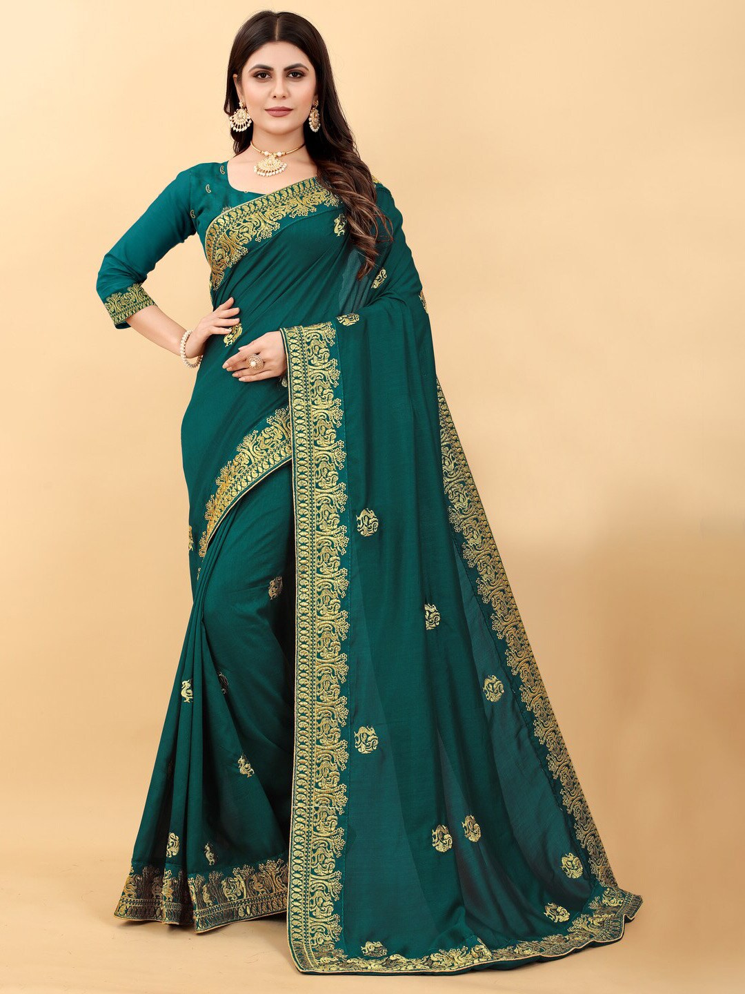 Monrav Green & Gold-Toned Floral Embroidered Silk Blend Saree Price in India