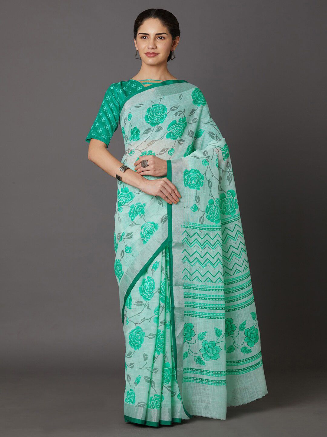 Mitera Green & White Floral Zari Linen Blend Bomkai silk Saree Price in India