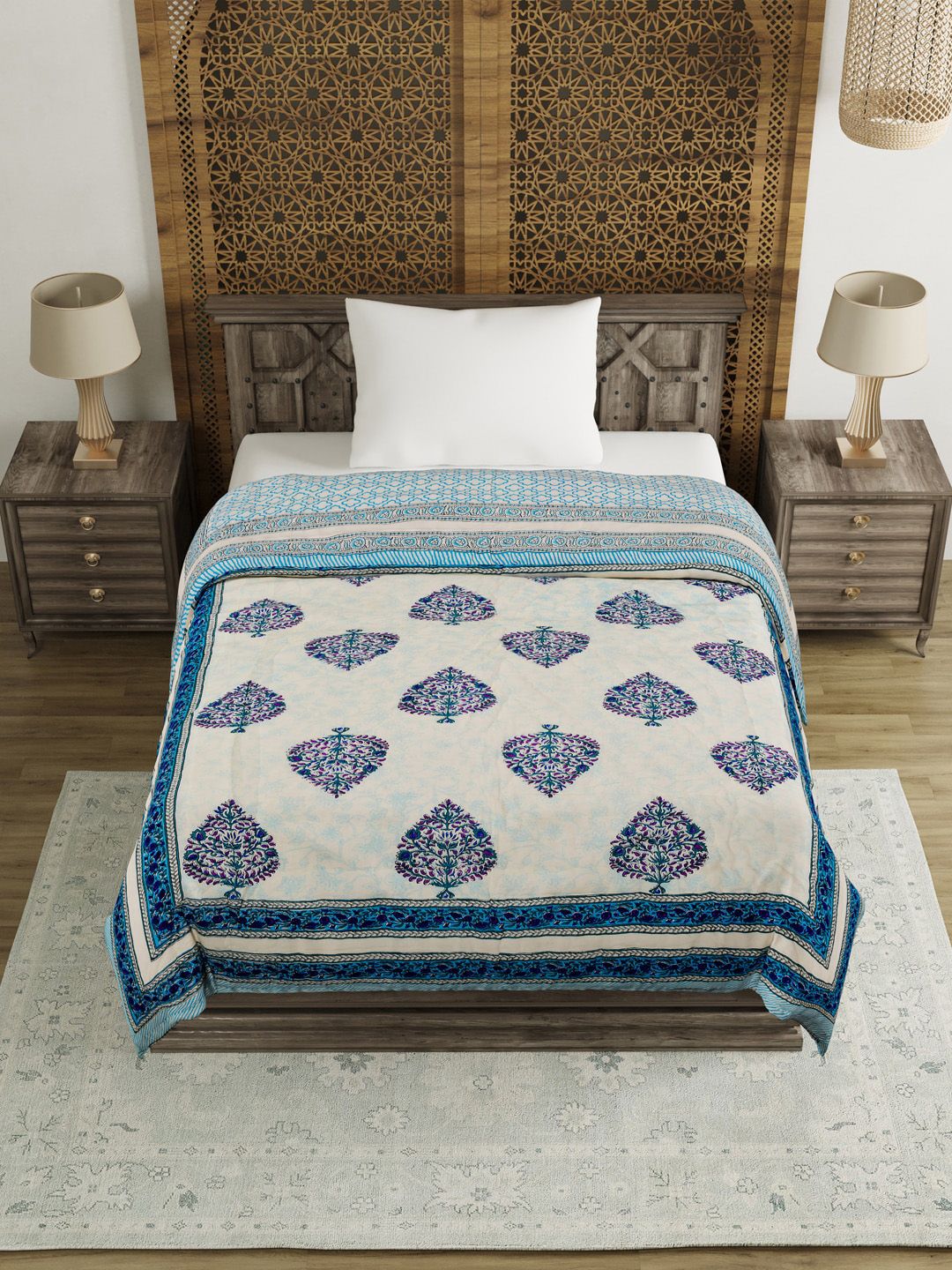 BLOCKS OF INDIA Blue & White Ethnic Motifs Mild Winter 350 GSM Single Bed Quilt Price in India