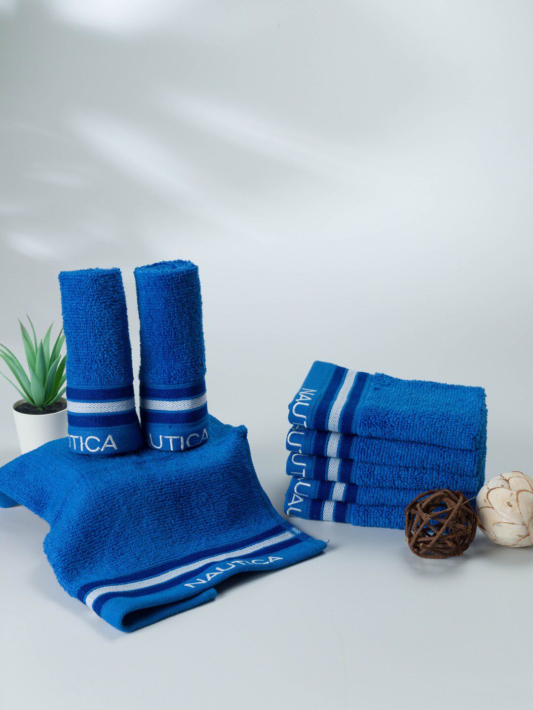 Nautica Set Of 4 Blue Solid 500 GSM Pure Cotton Face Towels Price in India