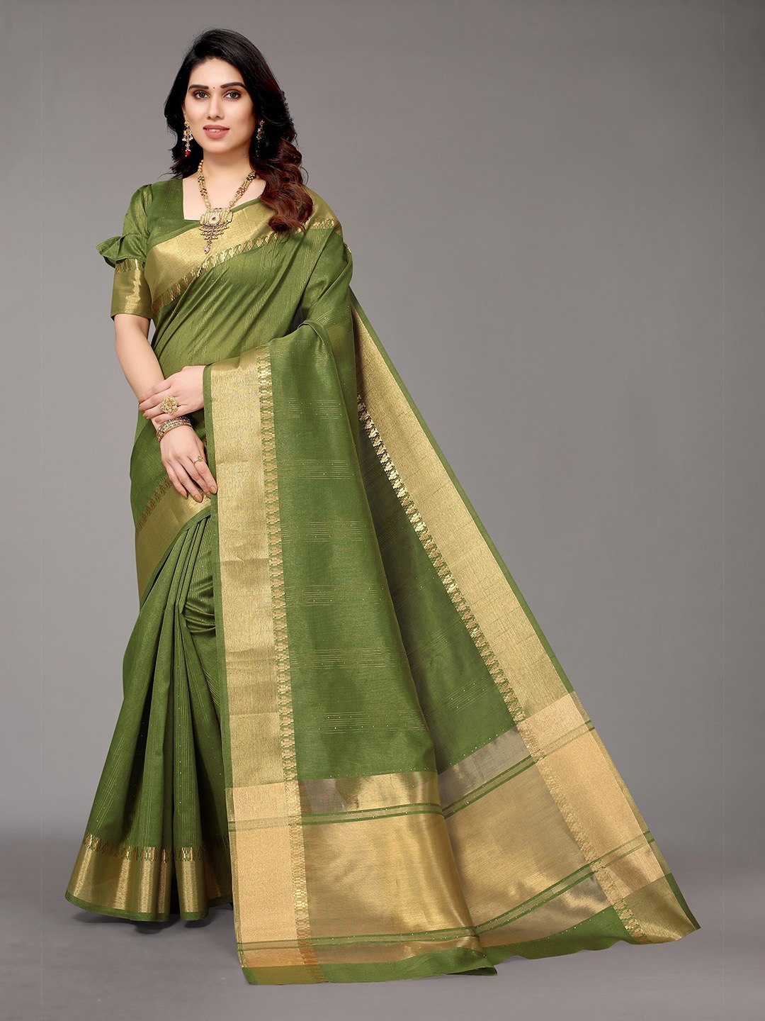 Winza Designer Green & Gold-Toned Woven Design Zari Silk Blend Banarasi Saree Price in India