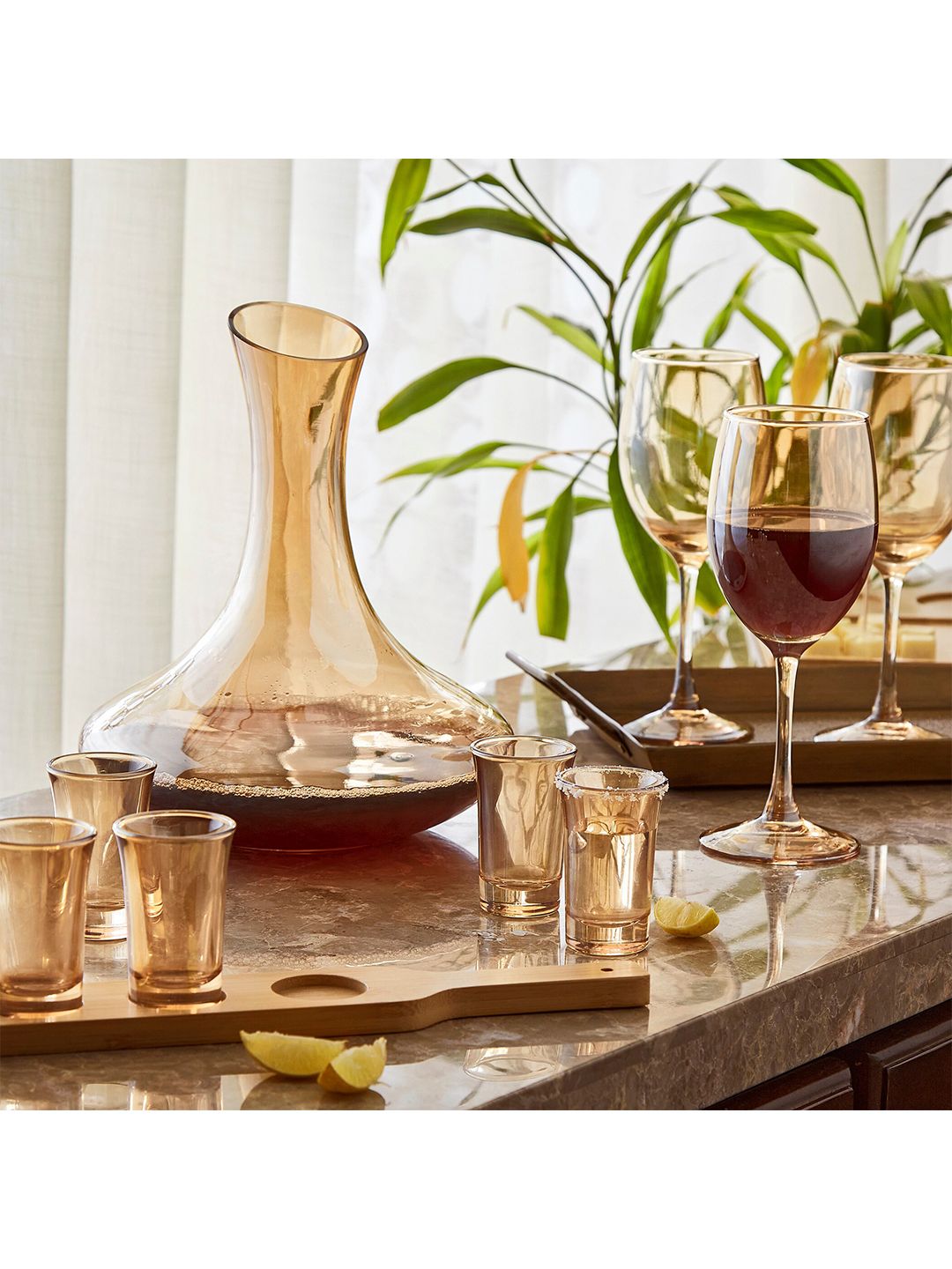 Home Centre Gold-Toned & 1 Piece Showstopper Seong Glass Wine Decanter - 1.5l Price in India