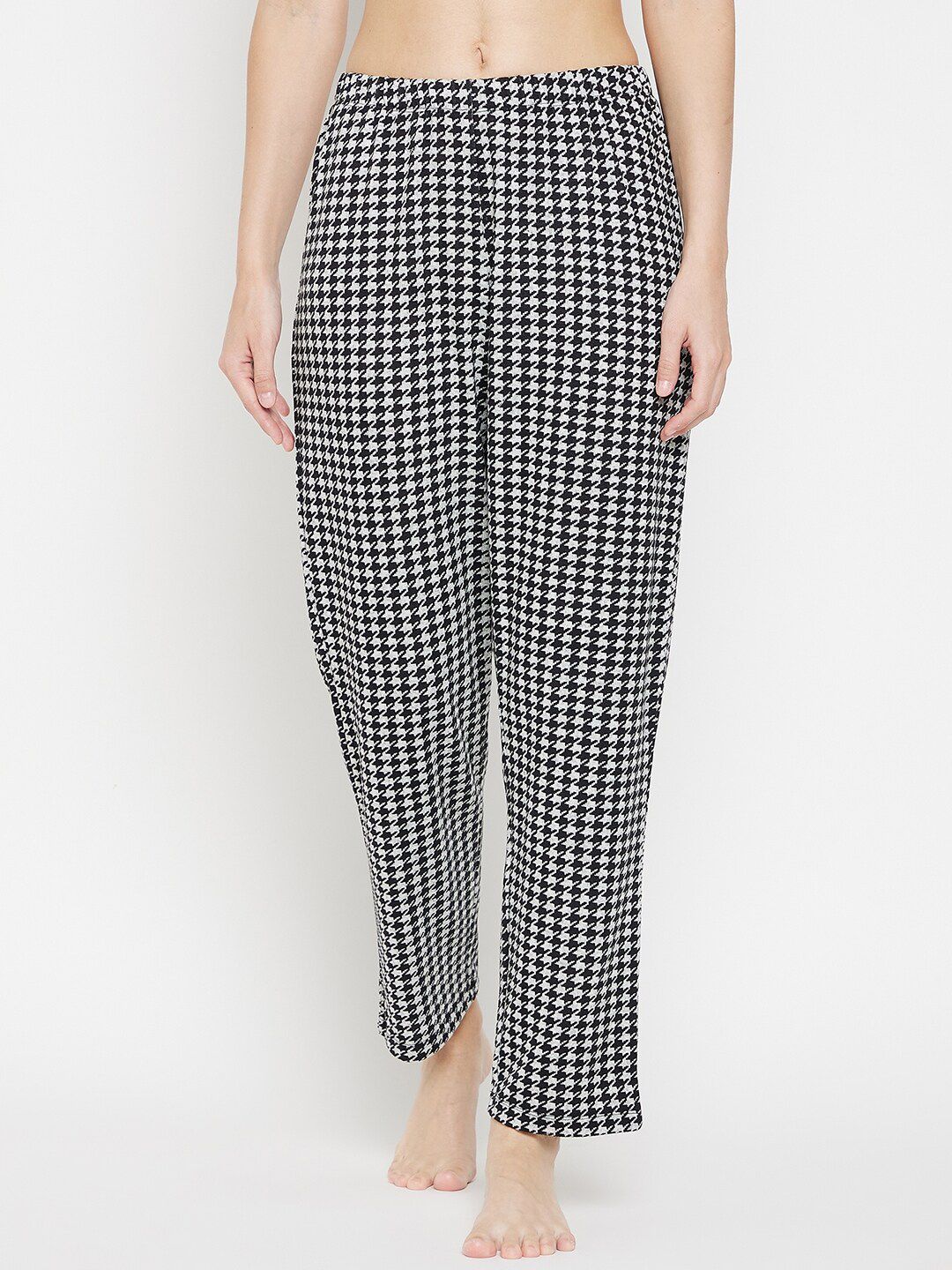 MADAME M SECRET Women Grey & Black Printed Checked Lounge Pants Price in India