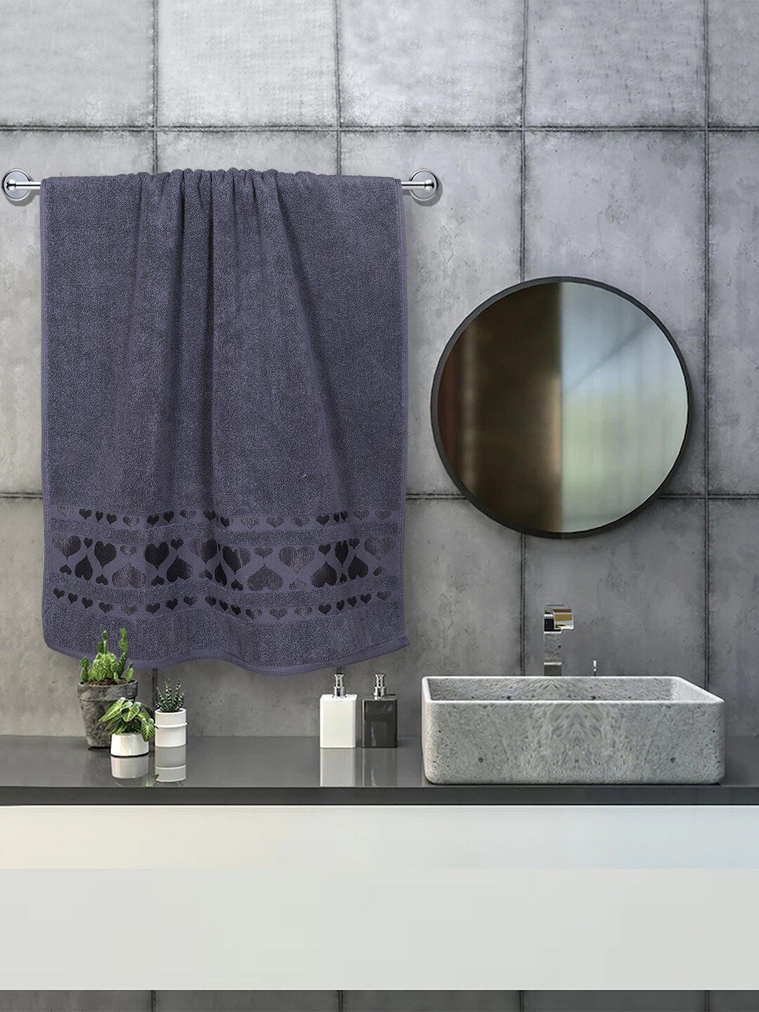 RANGOLI Grey Solid GSM 550 Cotton Bath Towel Price in India