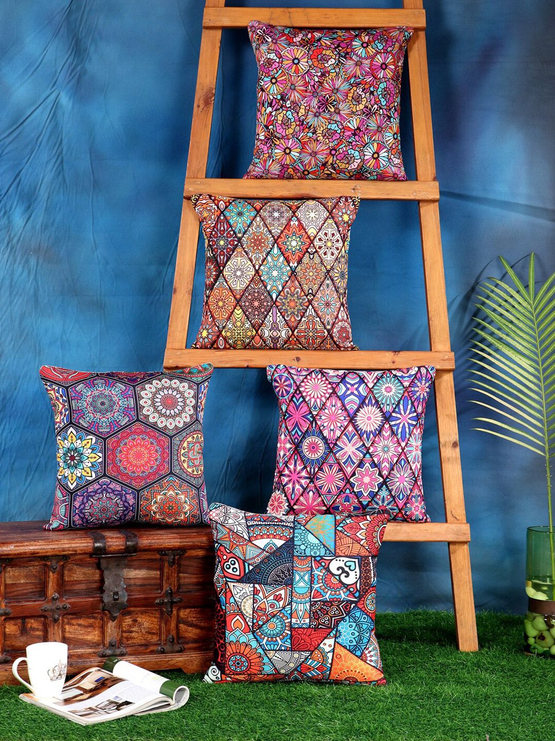 SOKNACK Pink & Blue Set of 5 Geometric Square Cushion Covers Price in India