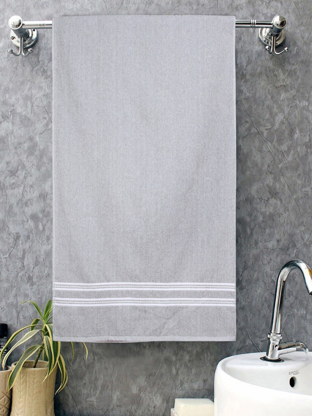ROMEE Set Of 2 Grey Solid 500 GSM Cotton Bath Towels Price in India