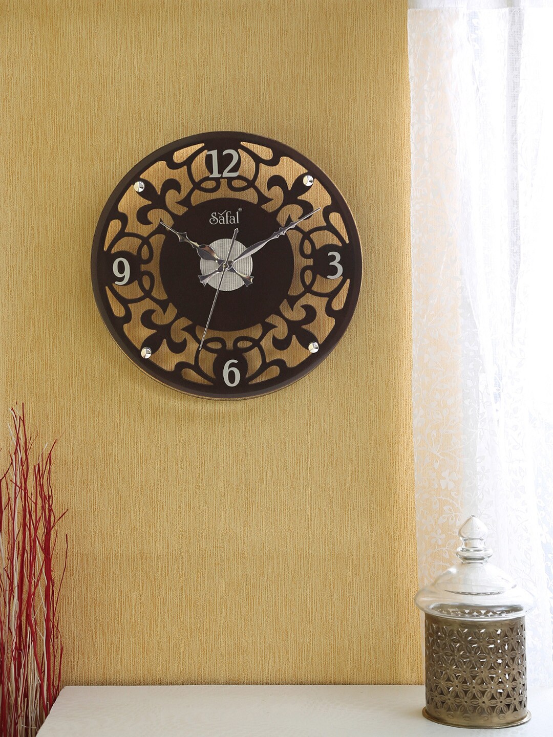 Safal Brown Dial Wooden 30 cm Analogue Wall Clock Price in India