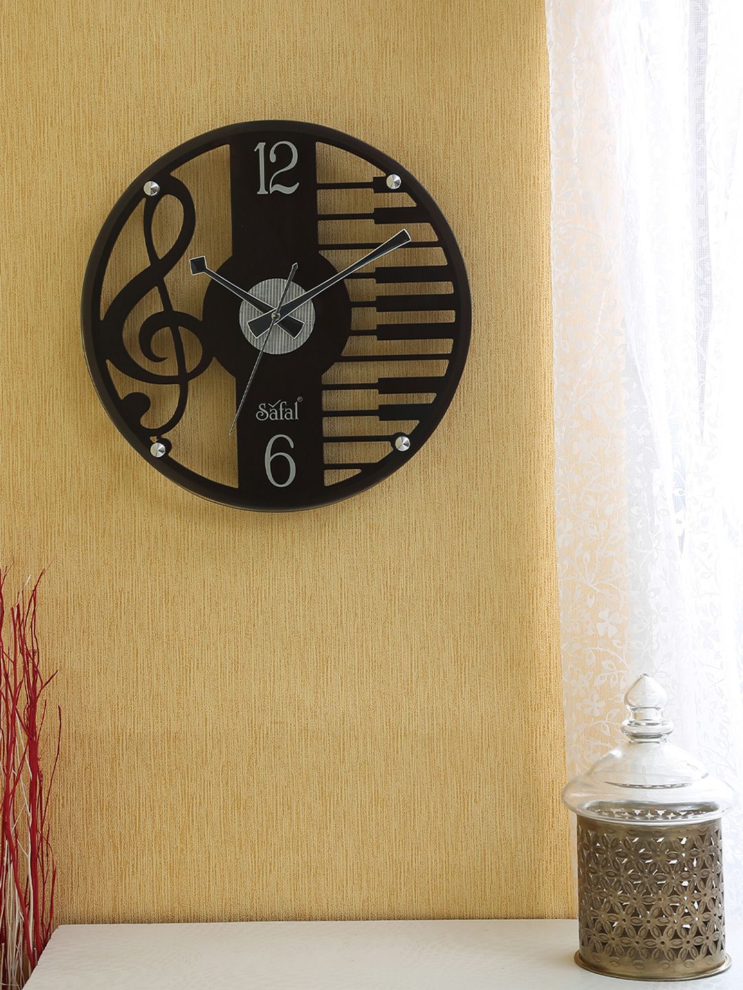 Safal Brown Round Analogue Wall Clock Price in India