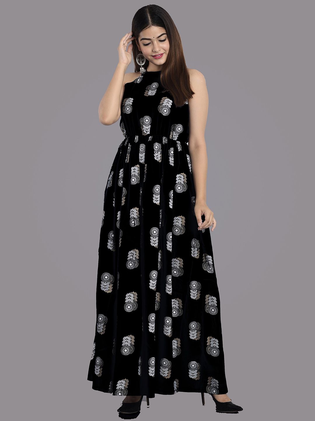 METRO-FASHION Black Floral Maxi Dress Price in India