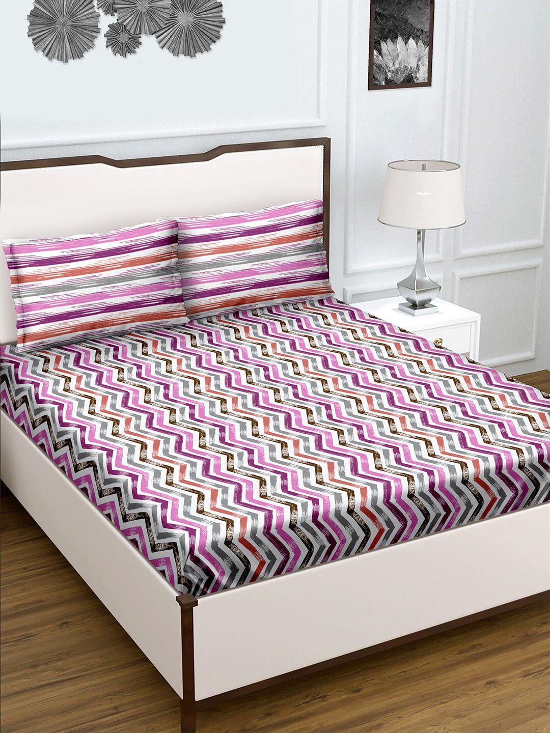 BELLA CASA Pink & White Geometric 180 TC King Bedsheet with 2 Pillow Covers Price in India