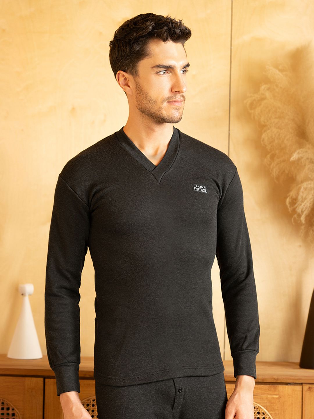 Lux Cottswool Men Charcoal Solid Cotton Thermal Top