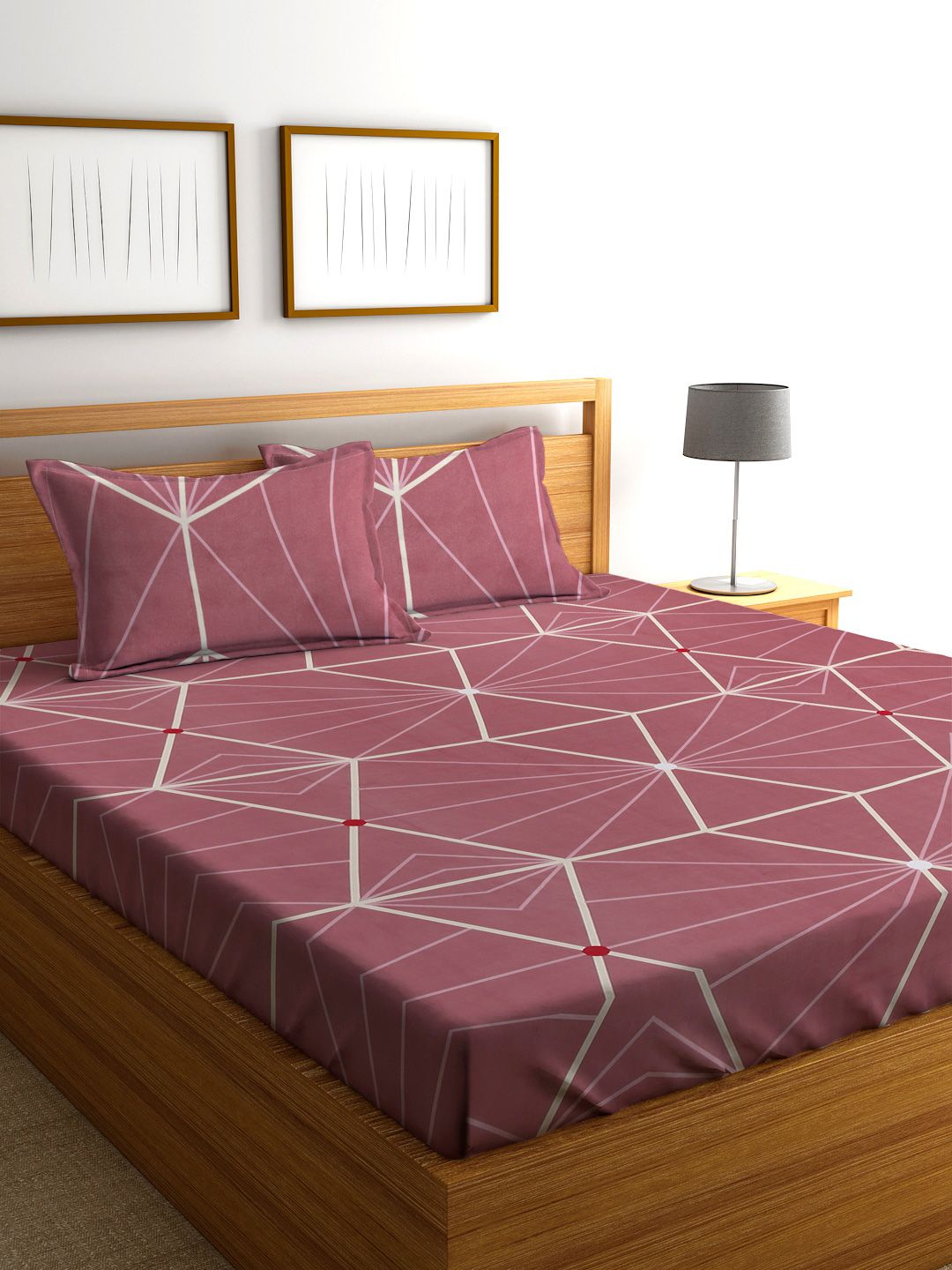 SOKNACK Maroon & White Geometric 300 TC Queen Bedsheet with 2 Pillow Covers Price in India