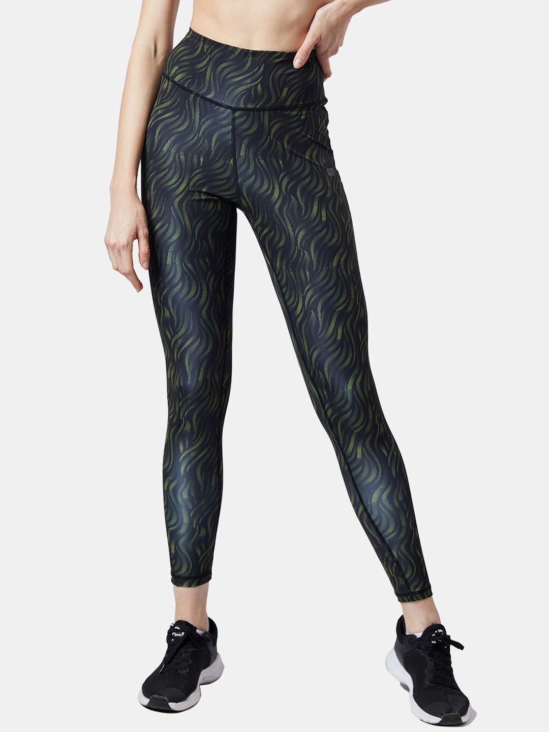 The Souled Store Women Green & Blue Printed Sports Tights Price in India