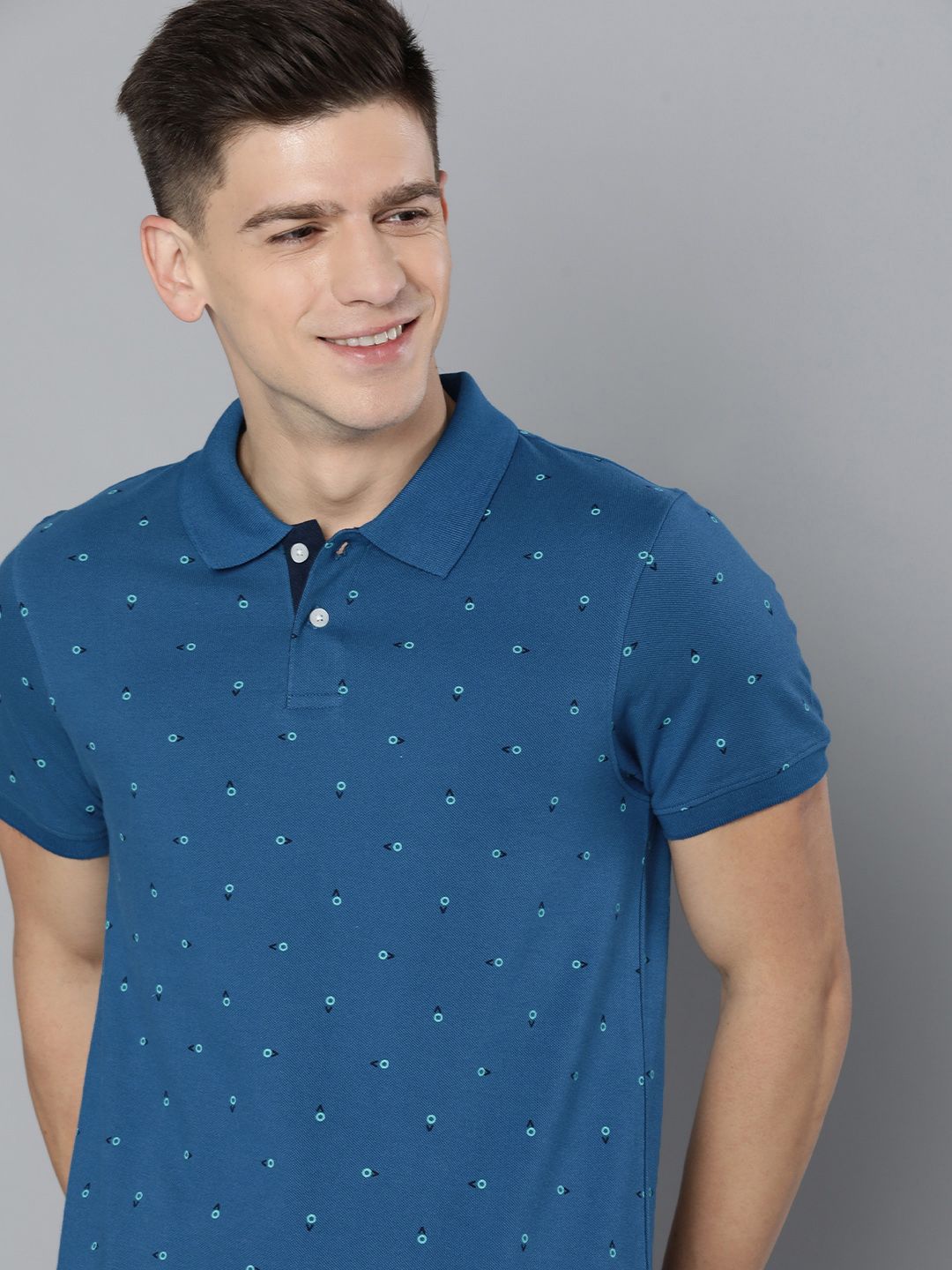 Mast & Harbour Men Blue Conversational Printed Cotton T-shirt