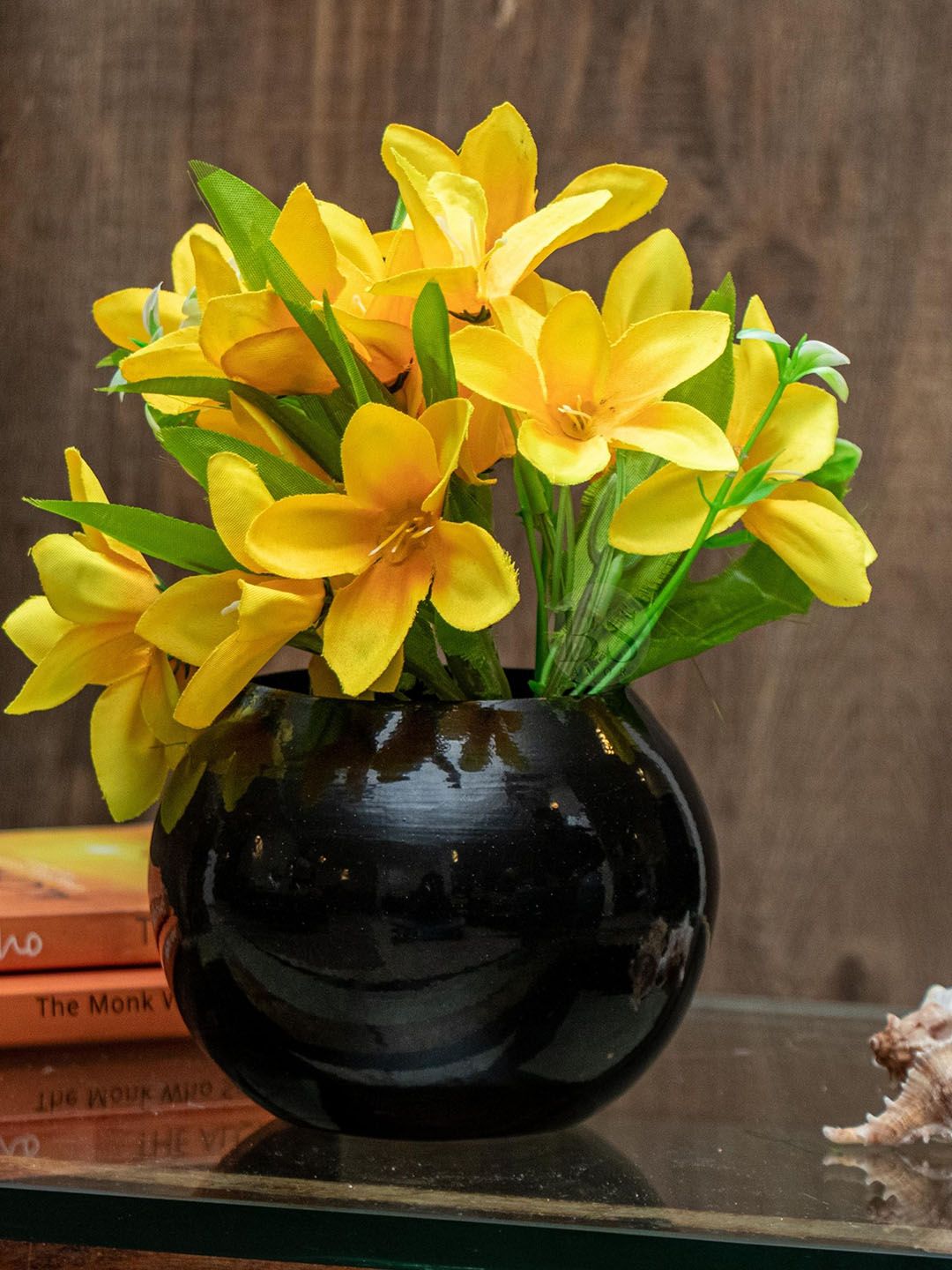 BS AMOR Black & Yellow Vase With Flower Price in India