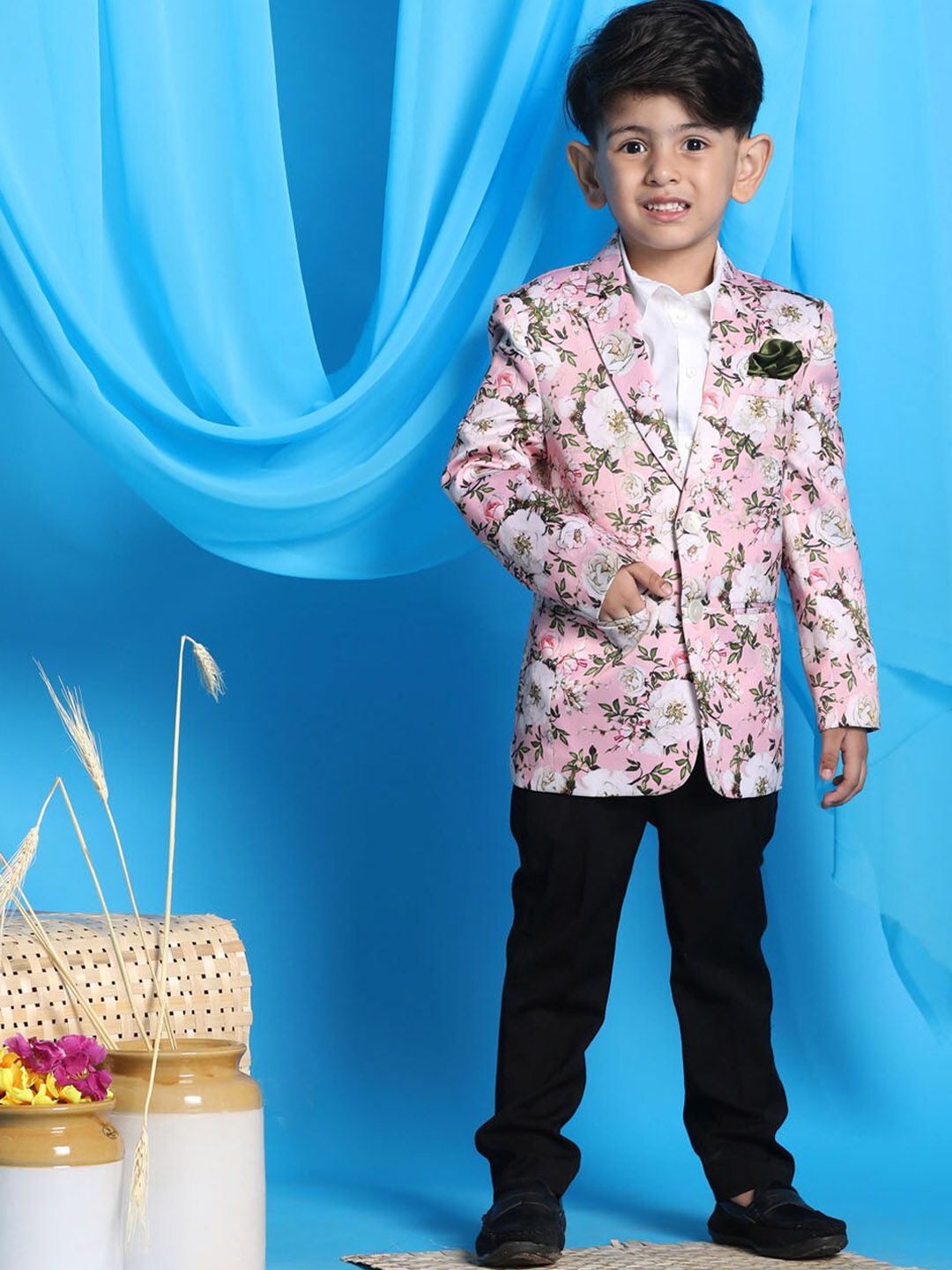 VASTRAMAY Boys Pink & Green Printed Single-Breasted Blazer deal from myntra