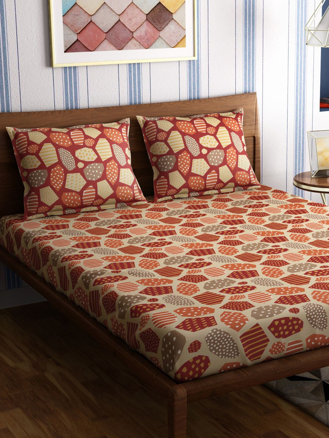 PETAL HOME Burgundy & Brown Geometric 300 TC Cotton King Bedsheet with 2 Pillow Covers Price in India