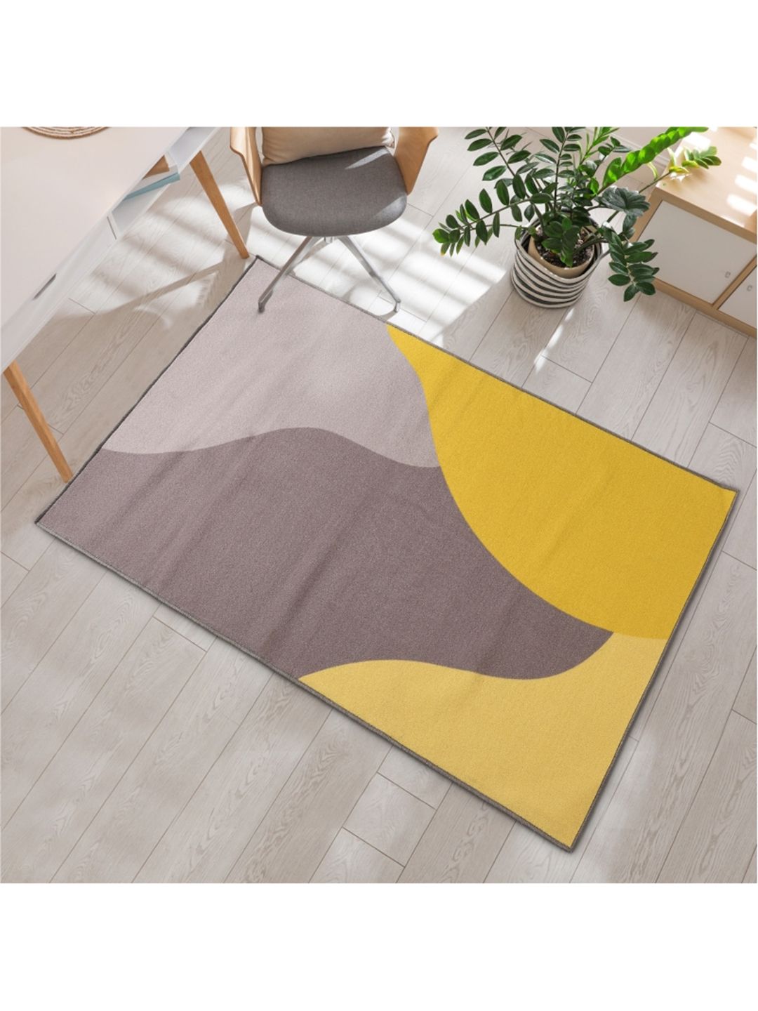URBAN SPACE  Grey & Yellow Printed Anti-Skid Carpet Price in India