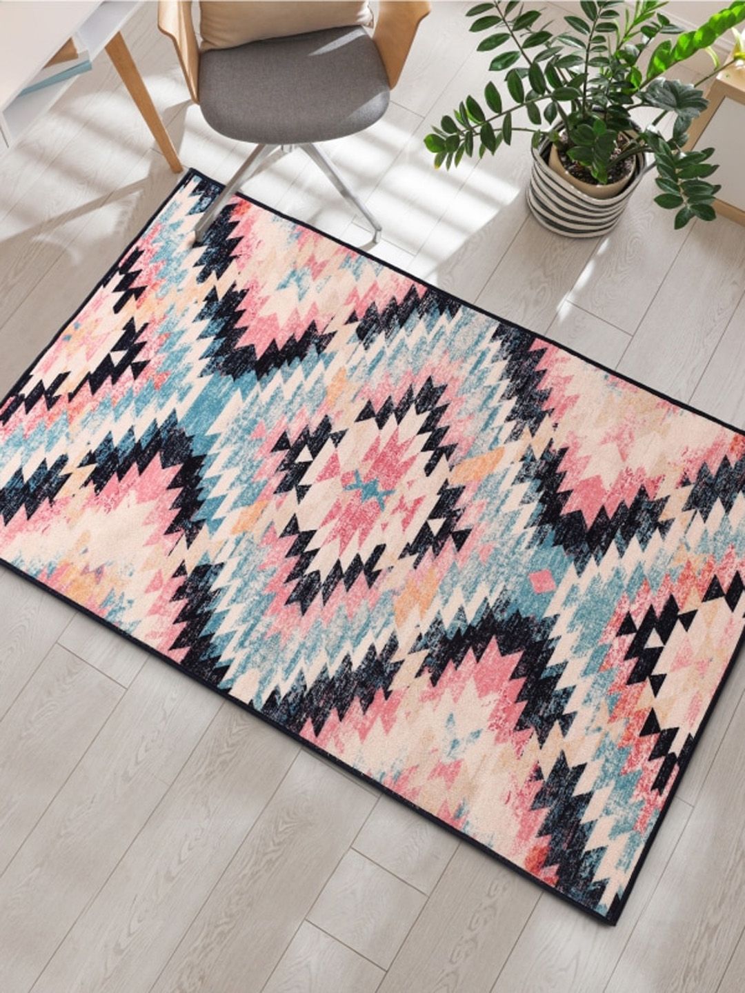 URBAN SPACE Pink & Blue Geometric Printed Carpet Price in India