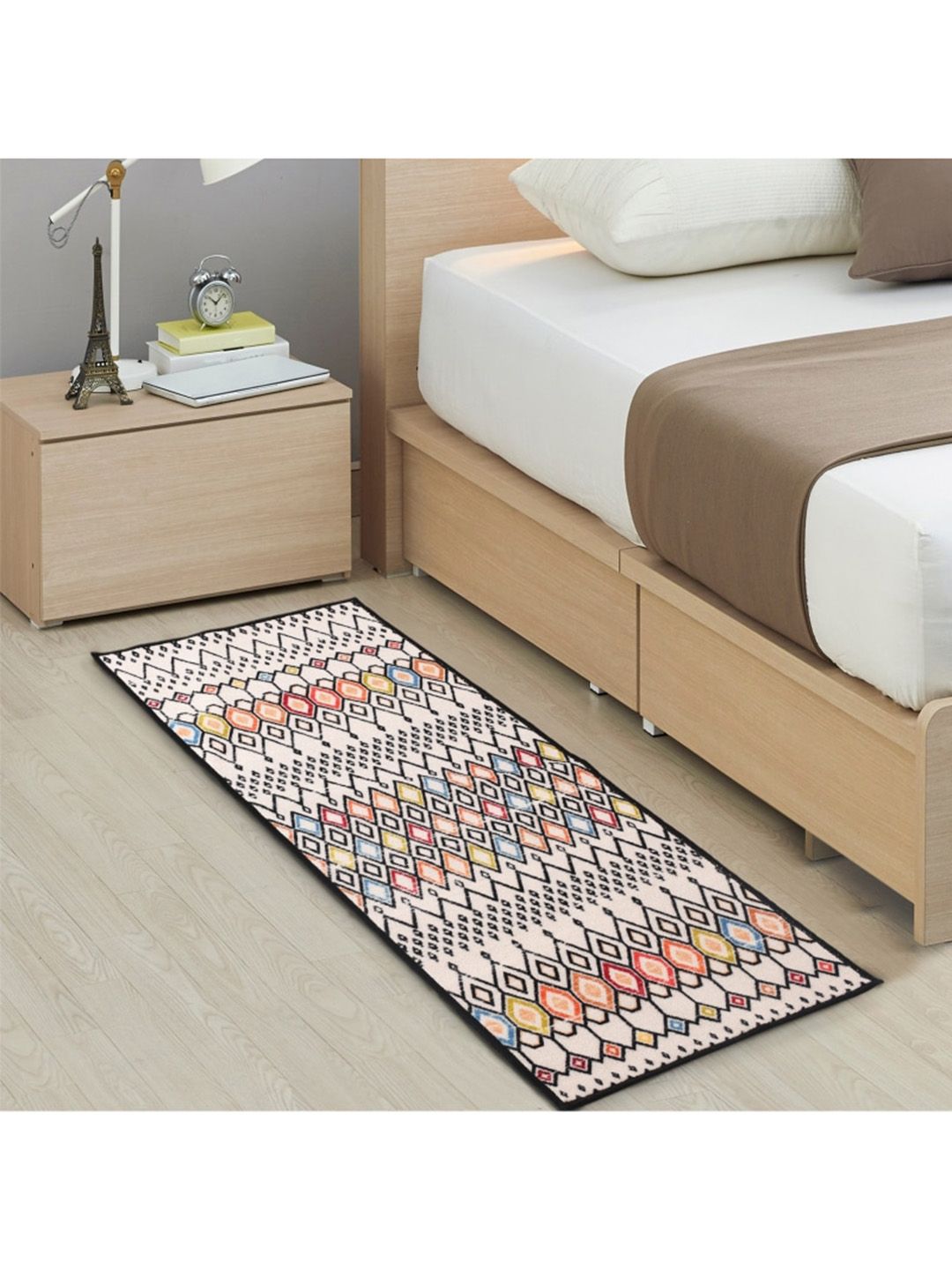 URBAN SPACE Cream & Black Bohemian Printed Carpet Price in India