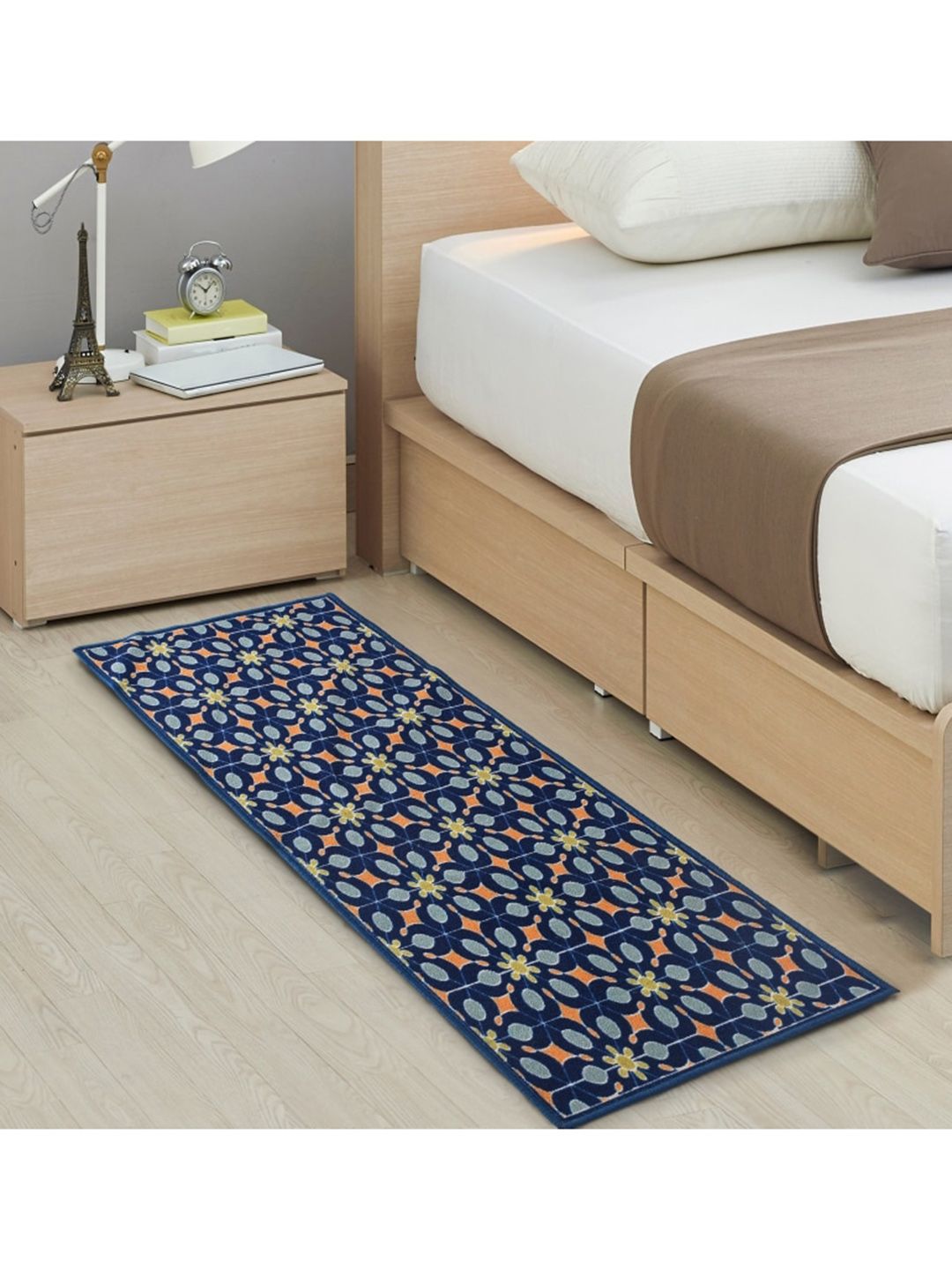 URBAN SPACE Blue & Orange  Geometric  Printed Anti-Slip Carpet Price in India
