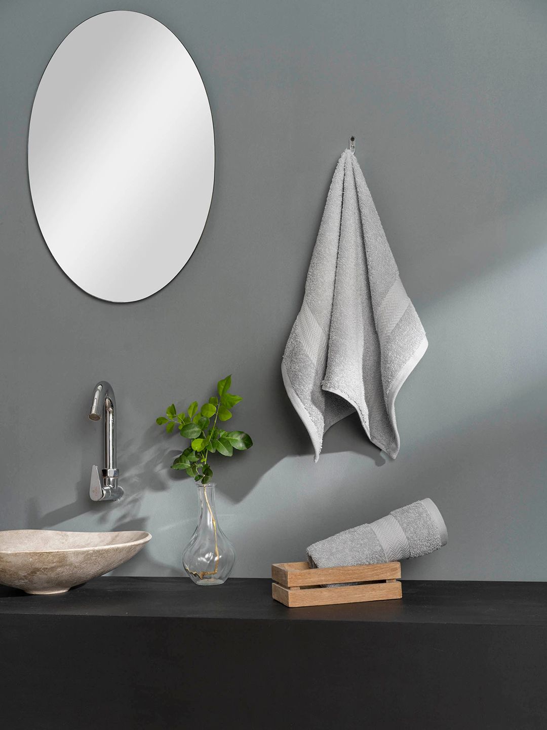 DDecor Set Of 2 Grey Solid 500 GSM Live Beautiful Hand Towels