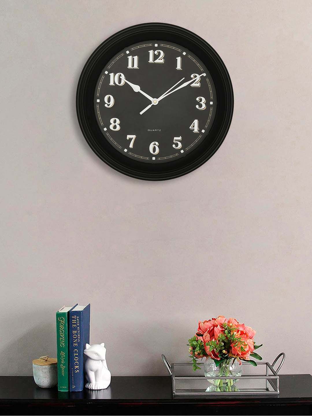 eCraftIndia Black & White Contemporary Wall Clock Price in India