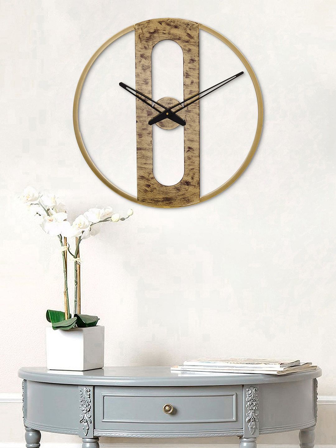 eCraftIndia Gold-Toned & Black Textured Contemporary Wall Clock Price in India