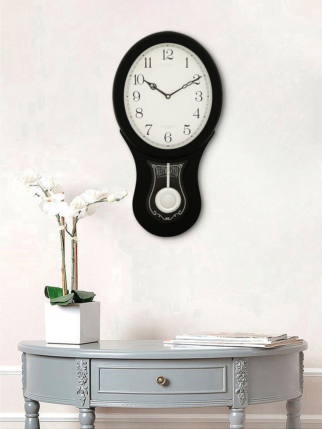 eCraftIndia Black & White Vintage Wall Clock Price in India